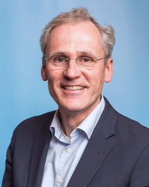 Portretfoto van Jaap van Rhijn